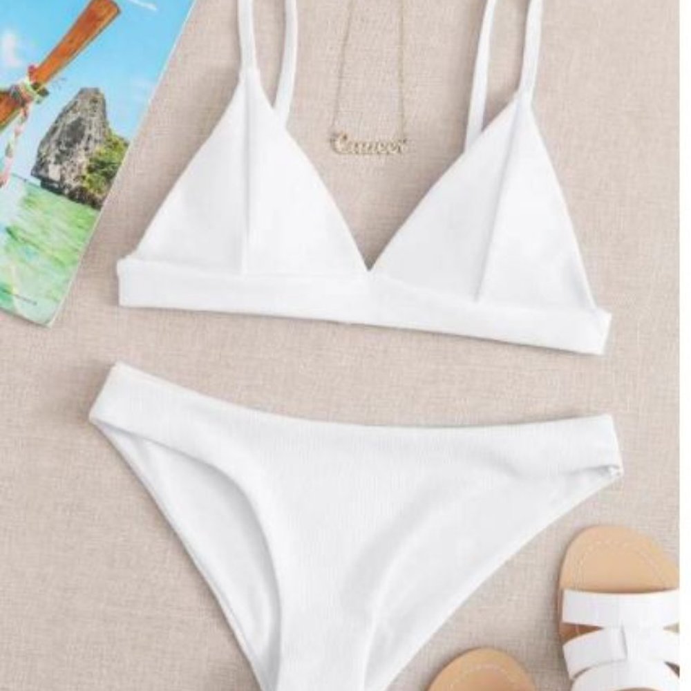 Ribbed Triangle Top With Panty Bikini Set